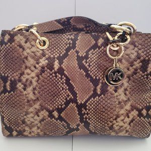 MICHAEL KORS women purse